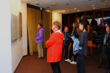 izložba never forget (26)